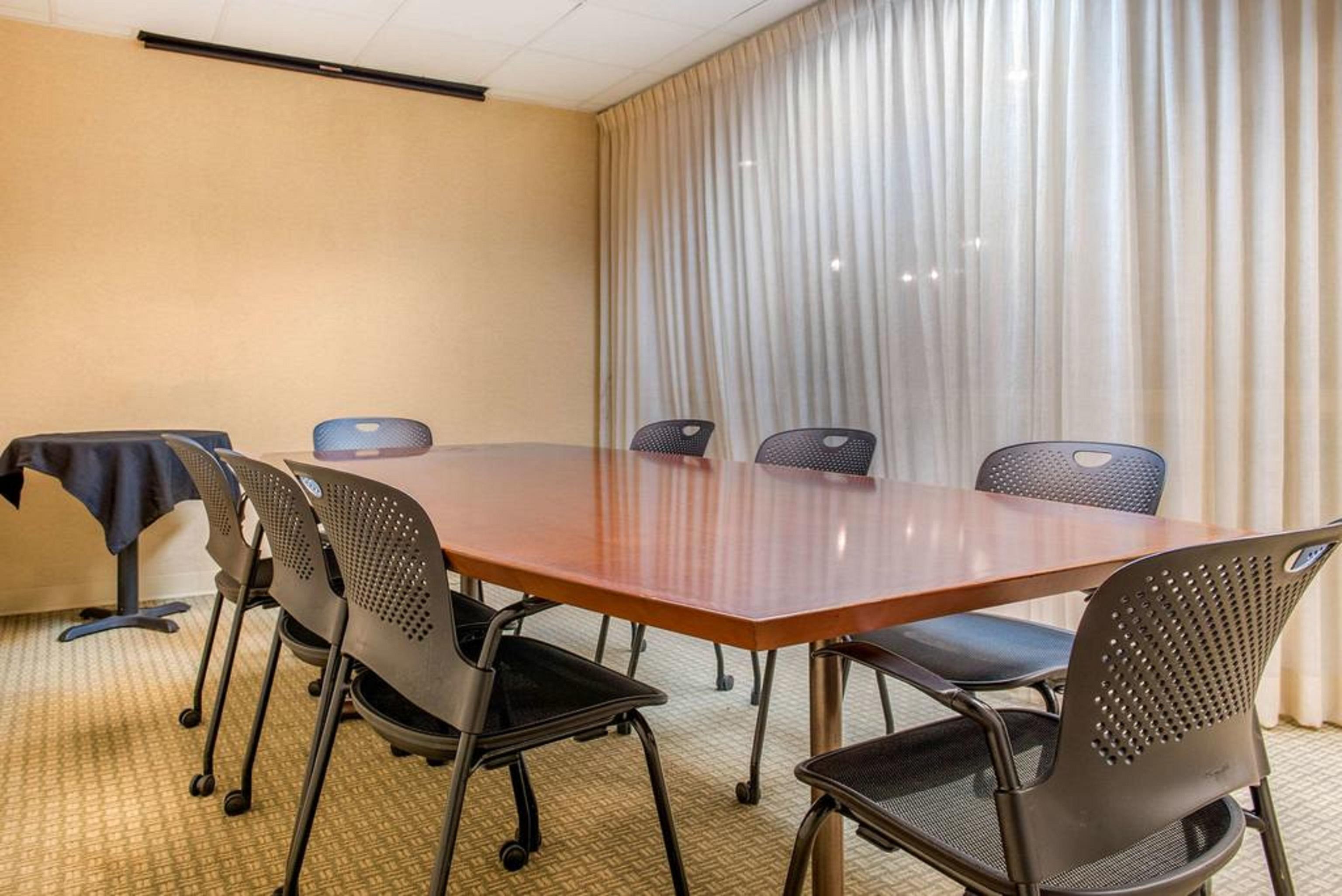Quality Hotel Conference Center Cincinnati Blue Ash Zewnętrze zdjęcie