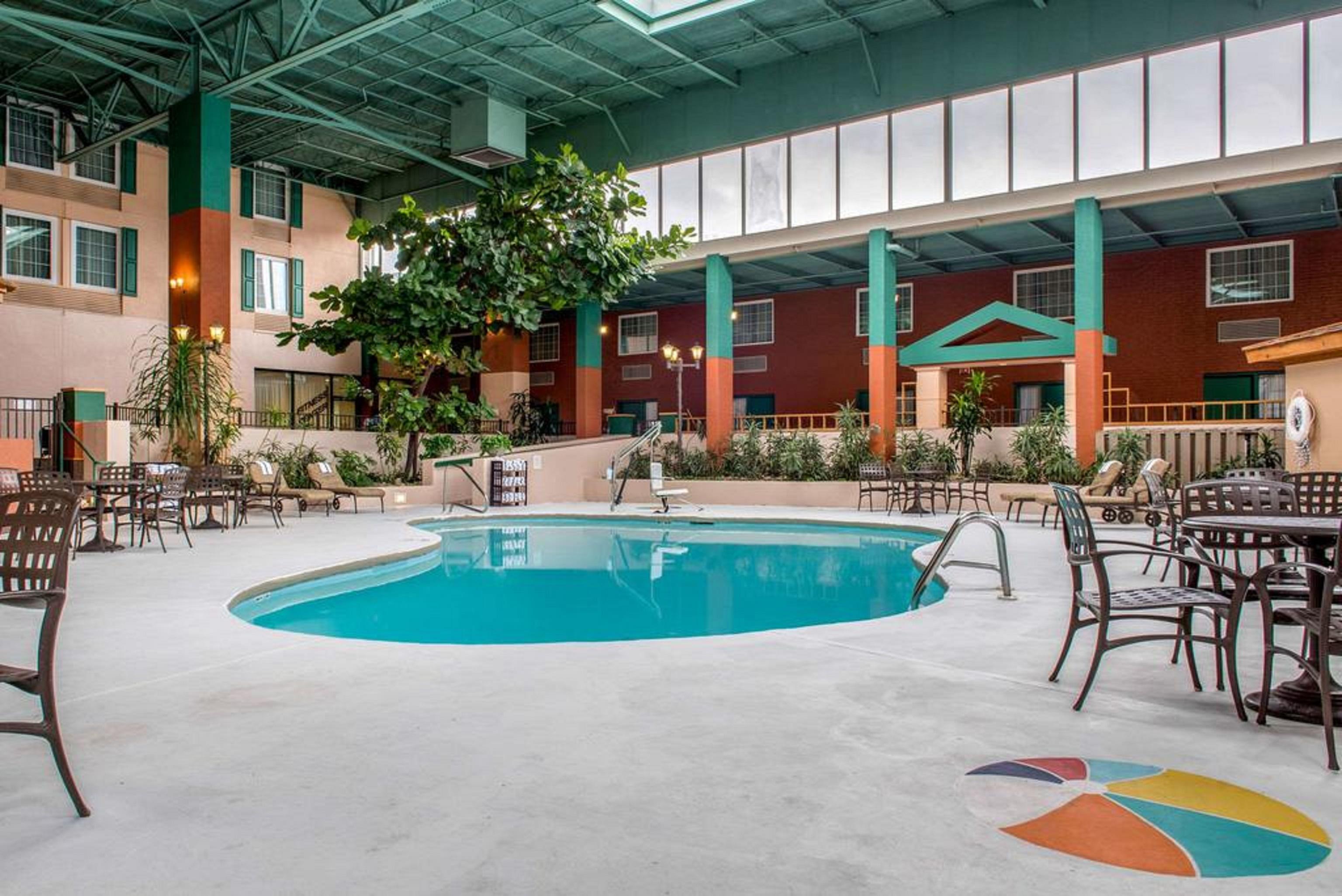Quality Hotel Conference Center Cincinnati Blue Ash Zewnętrze zdjęcie