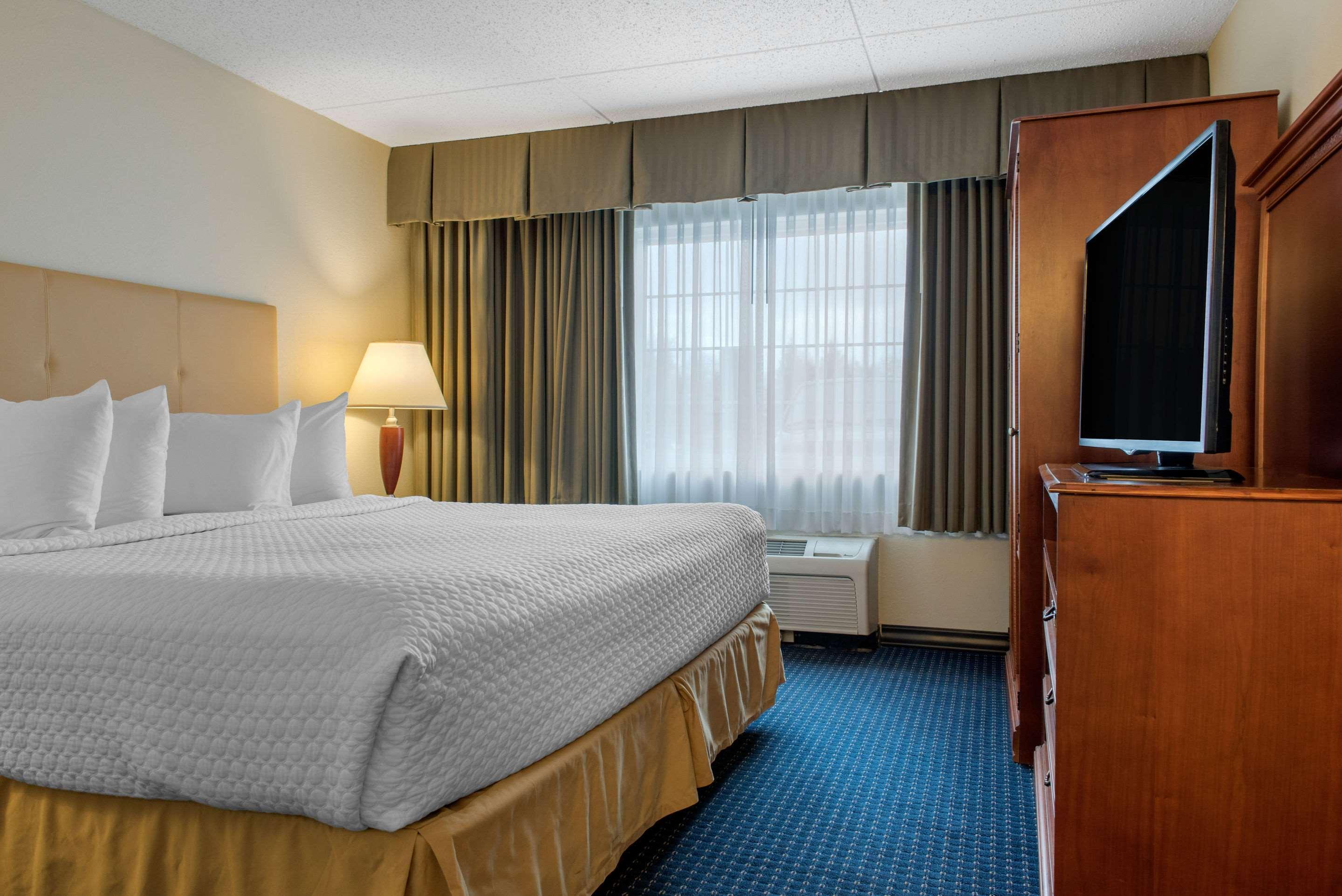 Quality Hotel Conference Center Cincinnati Blue Ash Zewnętrze zdjęcie