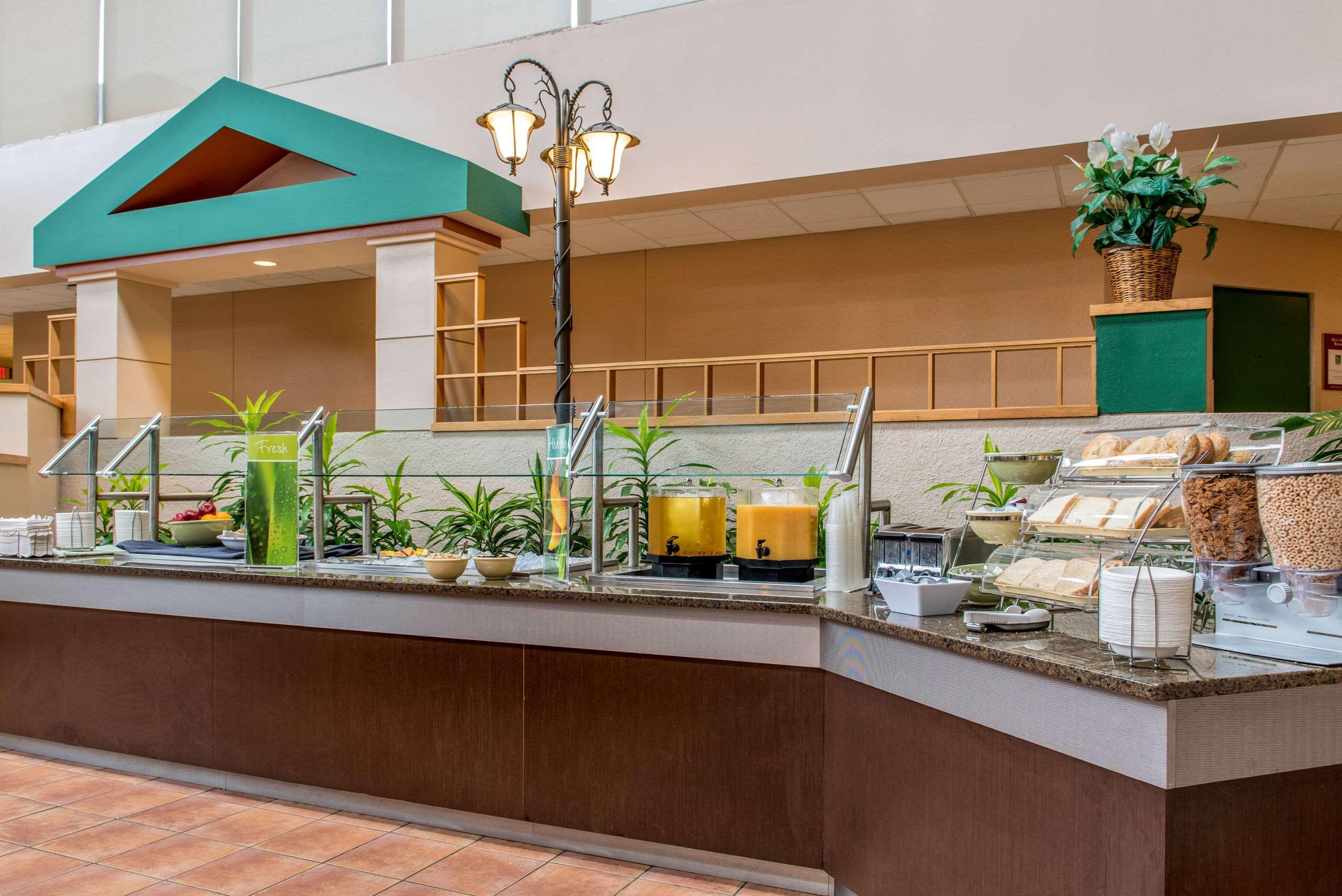 Quality Hotel Conference Center Cincinnati Blue Ash Zewnętrze zdjęcie